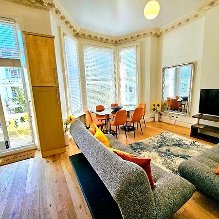 Charming Home With Private Balcony, On 1St Floor, With 2 Bathrooms, 3 Min Walk To Earl'S Court Station Лондон Екстериор снимка