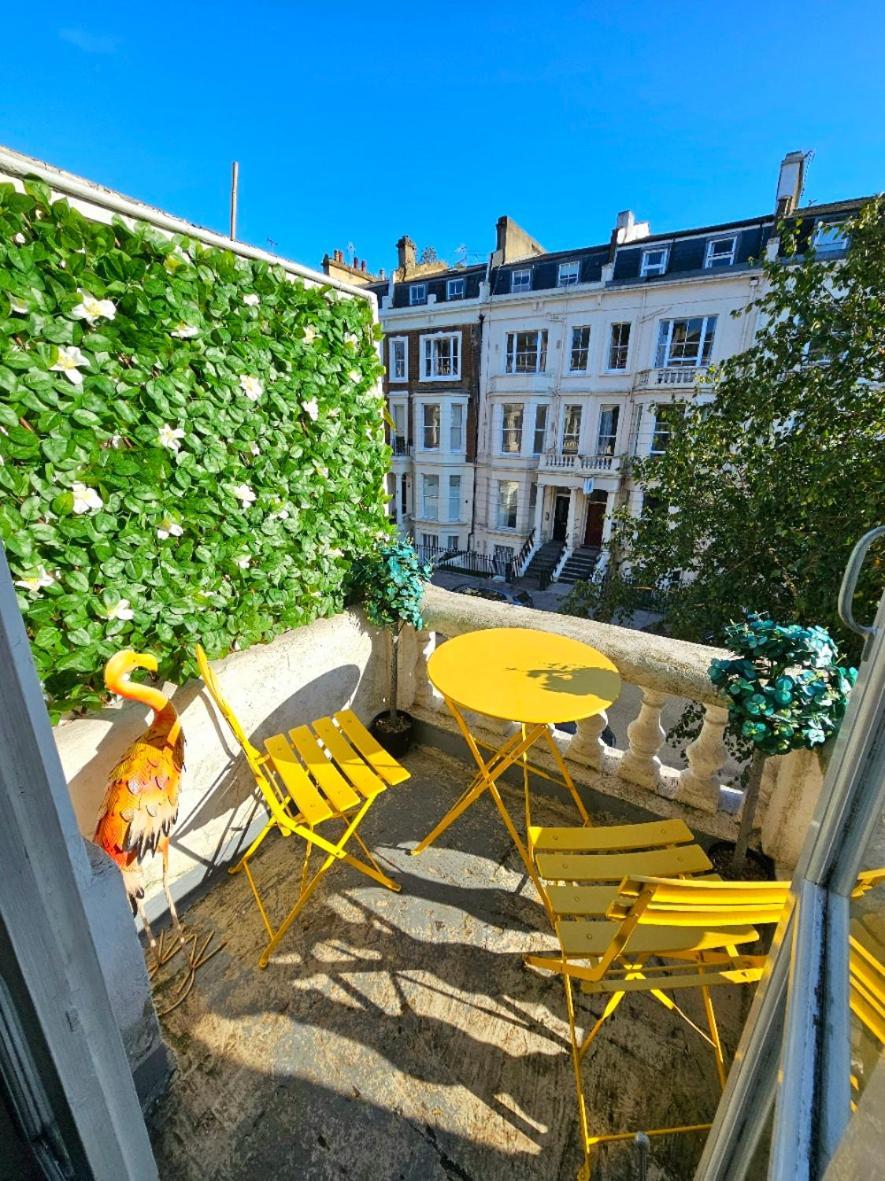 Charming Home With Private Balcony, On 1St Floor, With 2 Bathrooms, 3 Min Walk To Earl'S Court Station Лондон Екстериор снимка